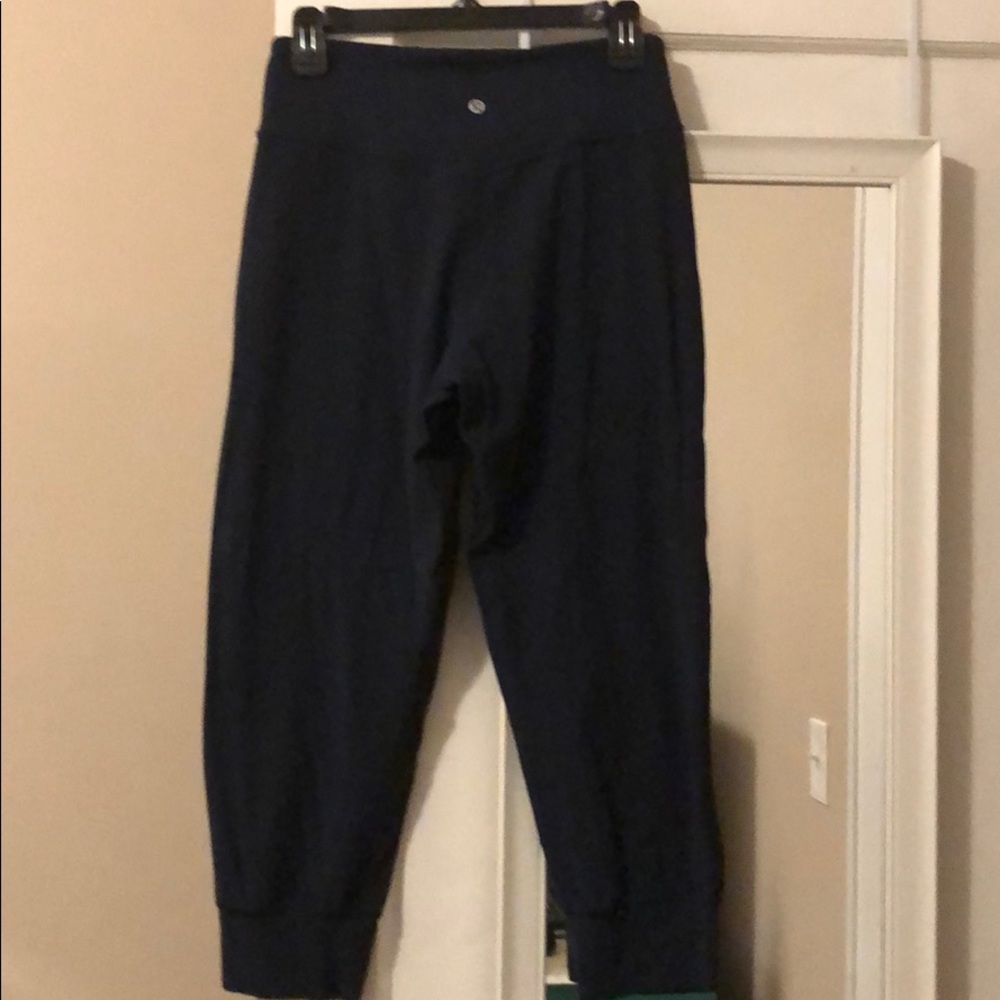 Lululemon Align navy joggers
